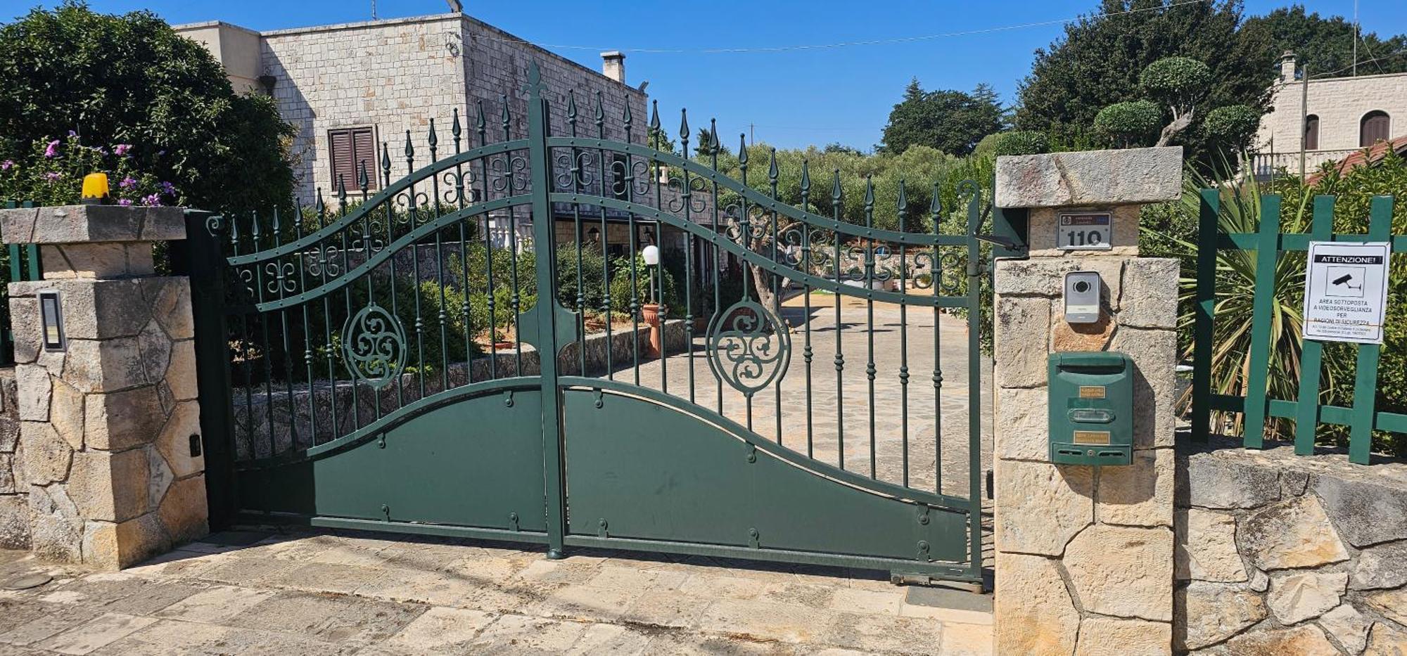Casa Dario Apartment Locorotondo Luaran gambar